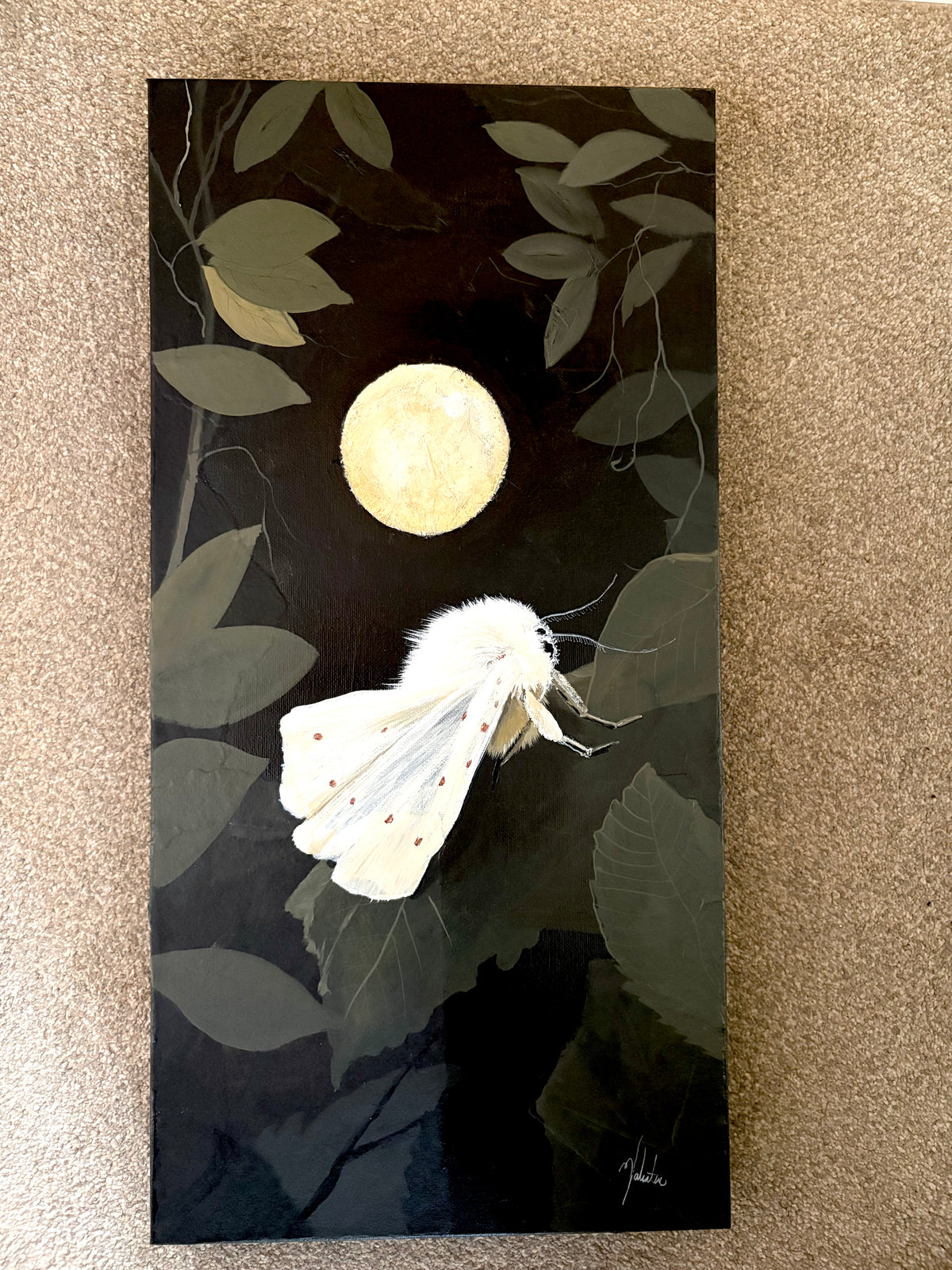 Moth - Night Messenger Realm