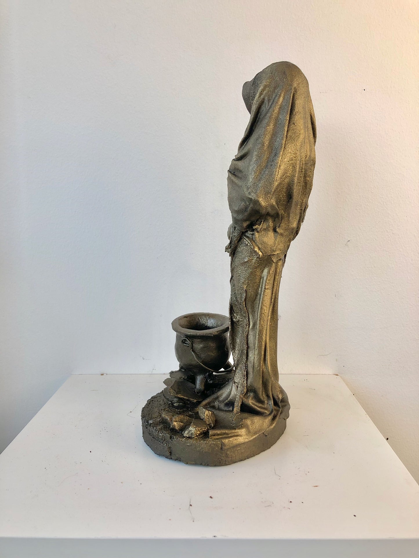Cerridwen Goddess - Medieval Pagan Sculpture