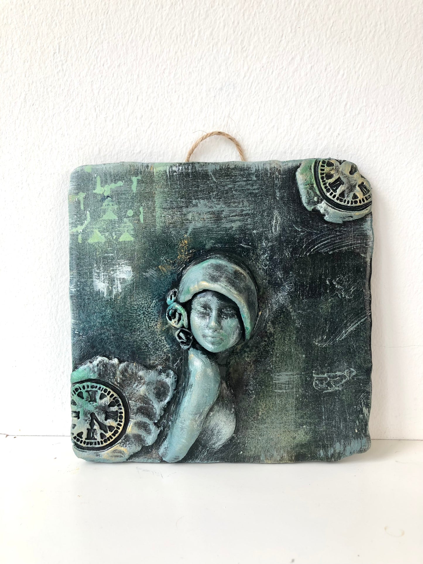 Roaring Twenties Vintage Cloche Hat Wall Sculpture