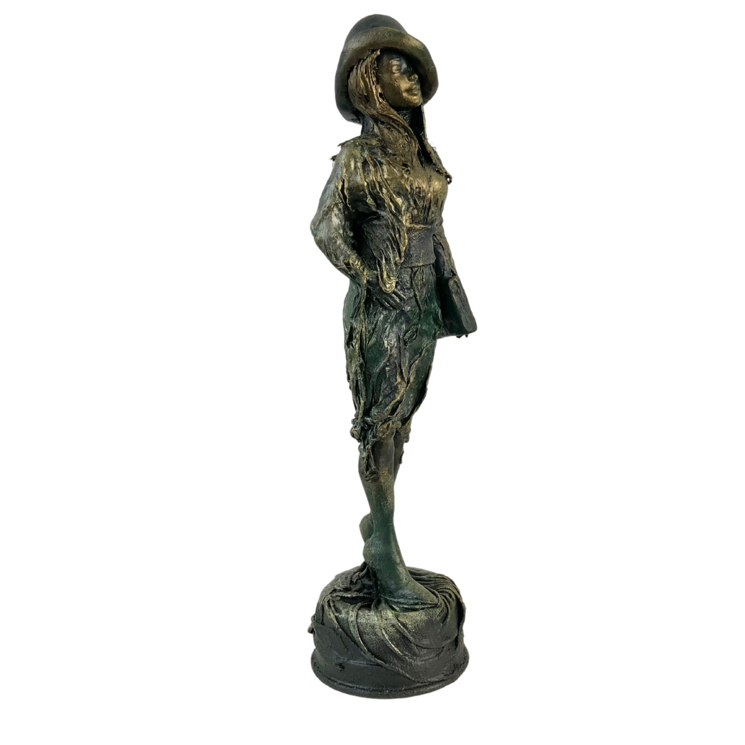 Beauxbatons Deception Sculpture